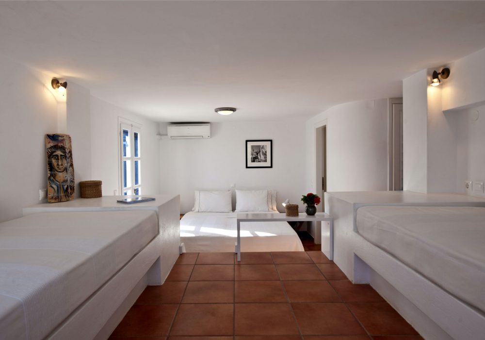 Antiparos villa3 9
