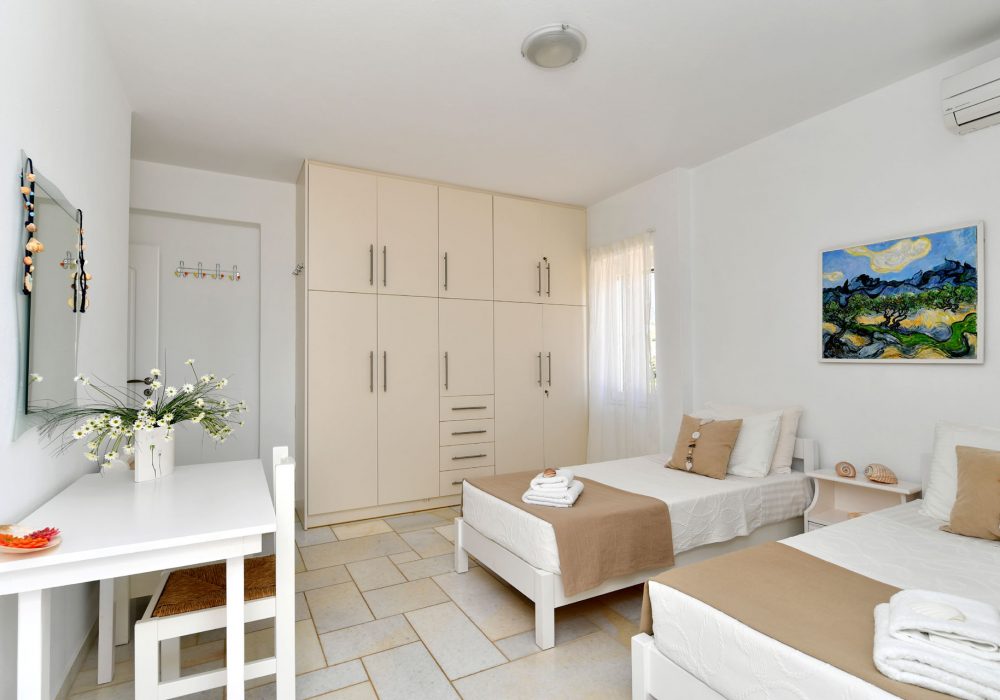 Paros villa4 12