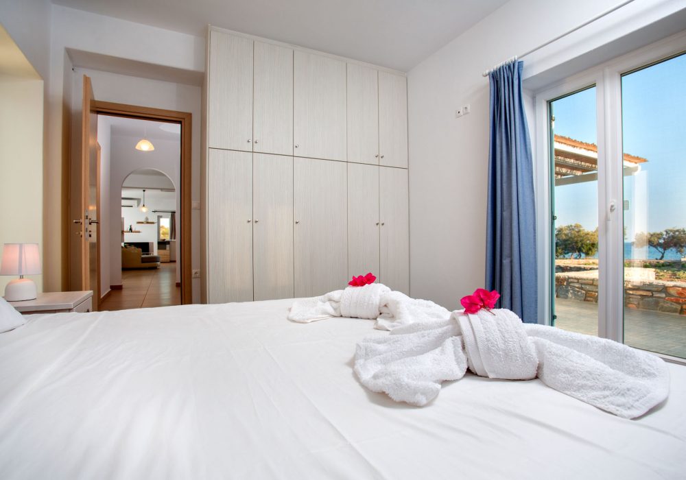 Paros villa7 9